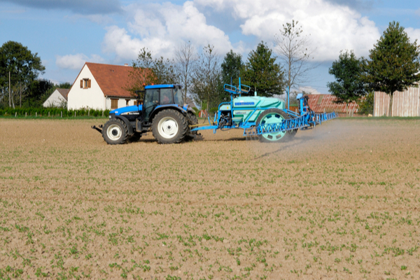 distance-d’epandage-des-pesticides-:-de-nouvelles-mesures-protectrices