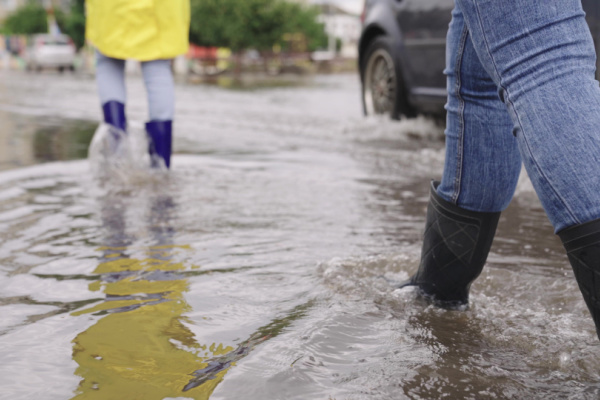 inondations-:-le-recours-a-l’activite-partielle-est-possible-!