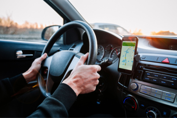 geolocalisation-du-vehicule-professionnel-:-meme-apres-le-travail-?