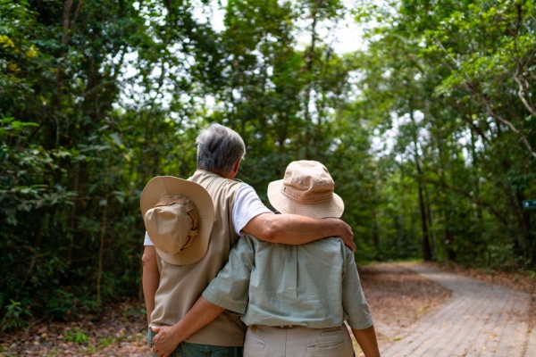 vente-de-titres-de-societe-et-depart-en-retraite-d’un-couple